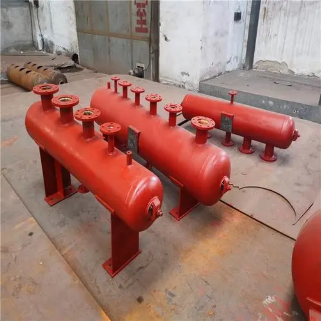 万山分集水器安装高度